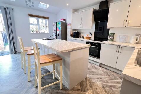 Fitted Kitchen/Diner
