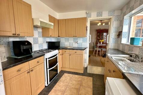 Fitted Kitchen