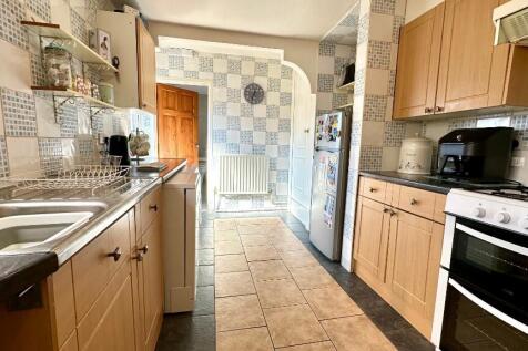 Fitted Kitchen