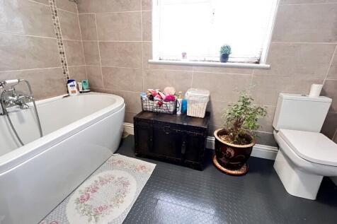 Bathroom/w.c.