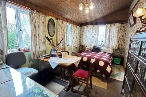 Bedroom/Garden Room