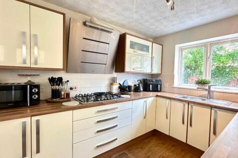 Fitted Kitchen