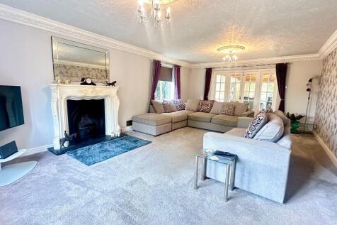 Lounge/Garden Room