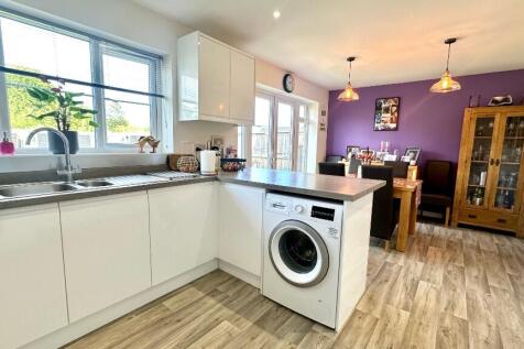 Fitted Kitchen/Diner