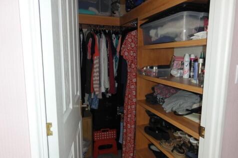 Walk-in Wardrobe