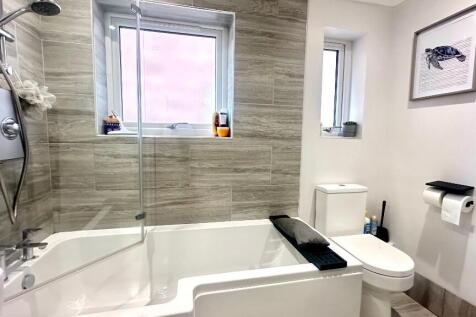 Bathroom/w.c.