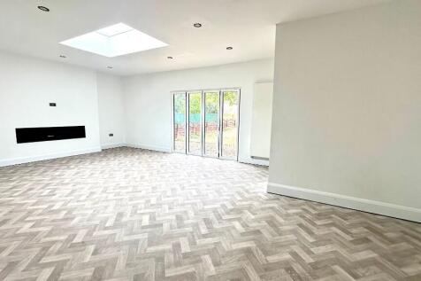 Lounge/Kitchen