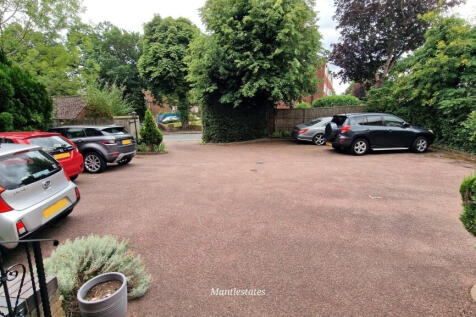 PARKING AREA