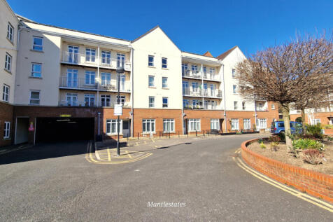 ONE BEDROOM FLAT