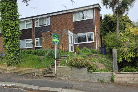 2 Bedroom End of Terrace House