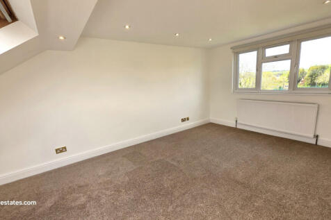 REAR VIEW LOFT ROOM