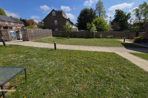 COMMUNAL GARDENS