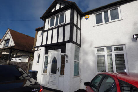 3 bedroom flat to rent