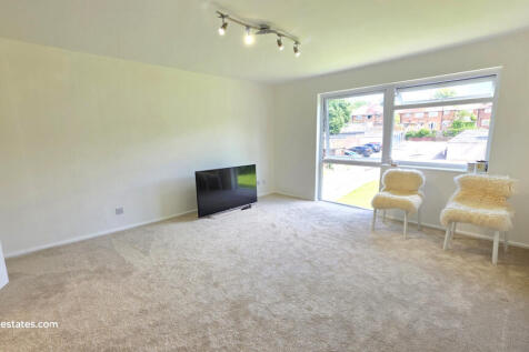 2 BEDROOM FLAT