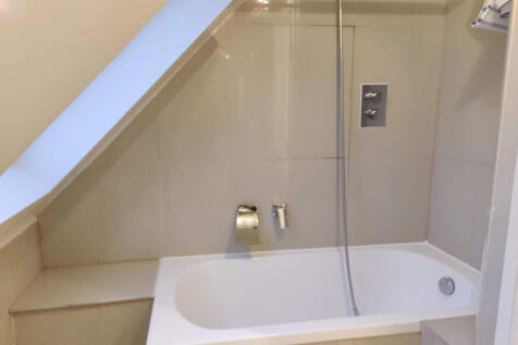 ANNEX BATHROOM