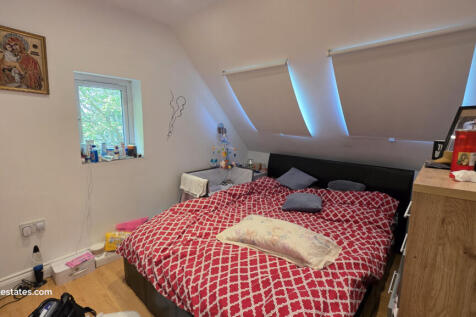 ANNEX BEDROOM