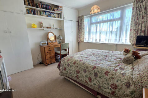 REAR BEDROOM (2)