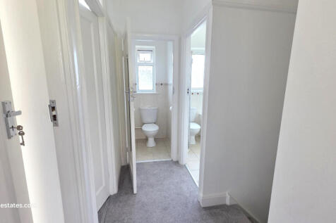 2 BEDROOM FIRST FLOOR MAISONETTE