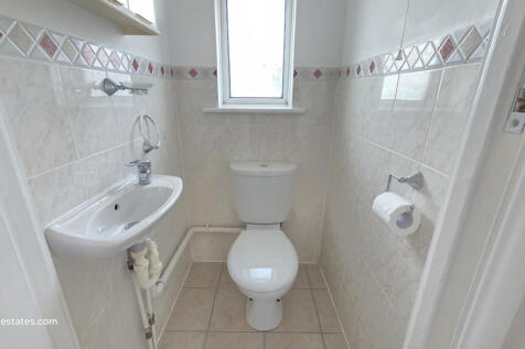 SEPARATE WC