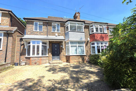 4 Bedroom Semi-Detached House