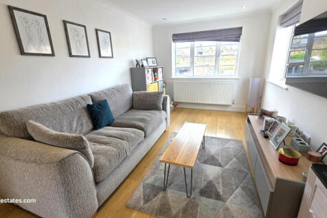 1 bed flat for sale Victoria Road, East Barnet EN
