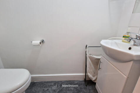 CLOAK ROOM