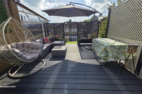 REAR PATIO