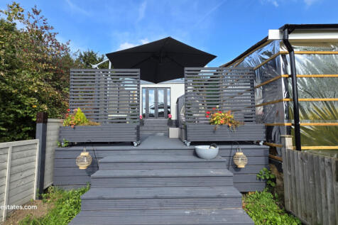 REAR PATIO
