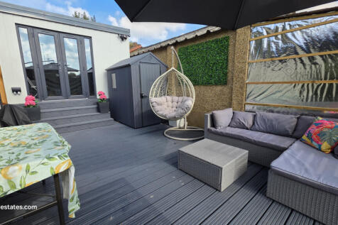 REAR PATIO