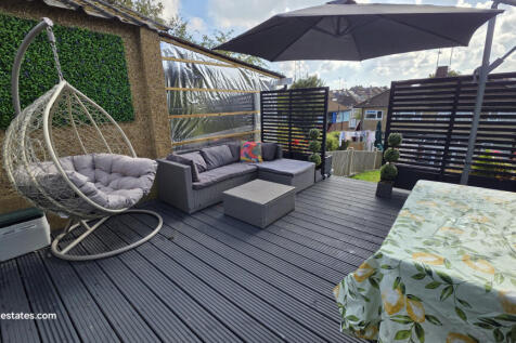 REAR PATIO