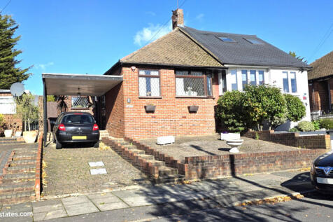 2 bed semi-detached bungalow for sale Hamilton Ro