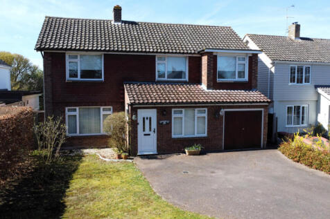 5 Bedroom Detached for Sale