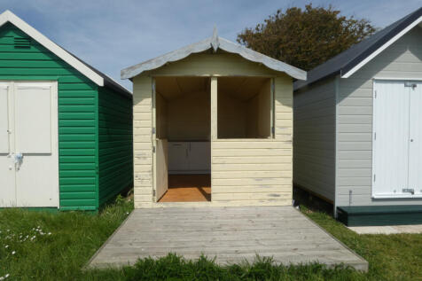 2nd Row Beach Hut