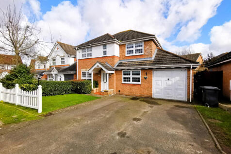 33 Crown Meadow