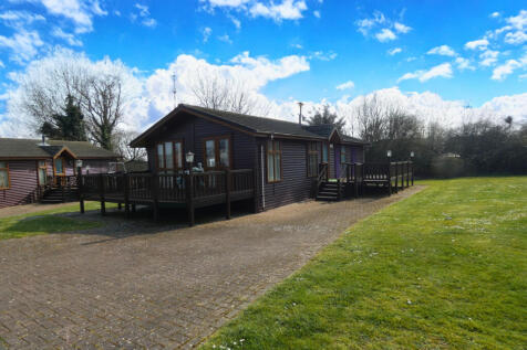 2 Bedroom Lodge