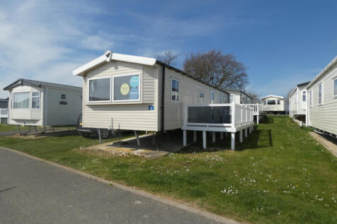 2 Bedroom Park Home for Sale