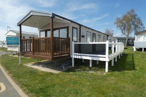 2 Bedroom Park Home for Sale