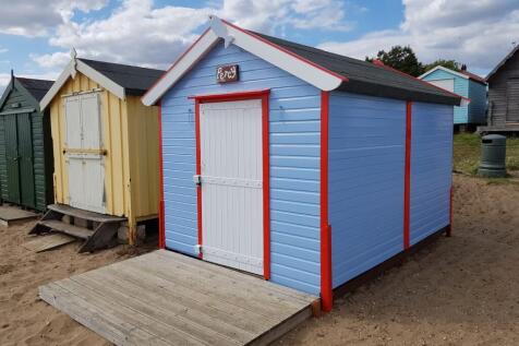 Front row beach hut