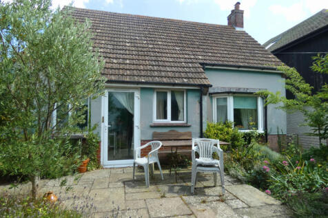 2 Bedroom Detached for Sale
