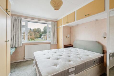 Bed 1