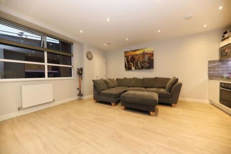 Living Room (2)