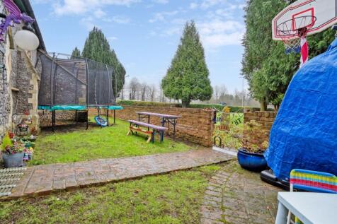 Walled Garden (2)