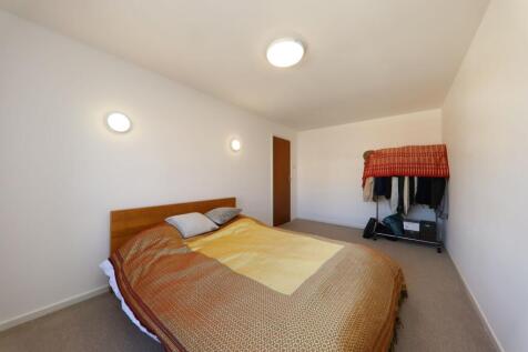 Bed 1 (2)