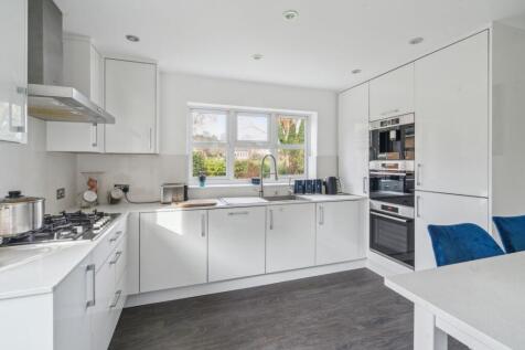 Kitchen (2)