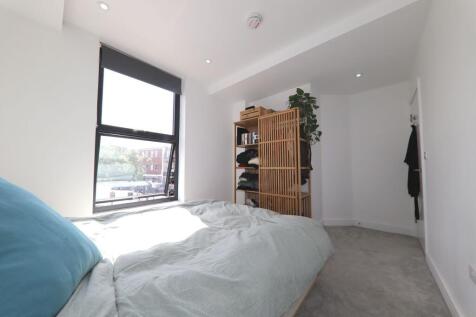 Bed (2)