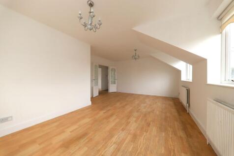 Living Room (2)