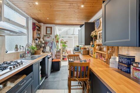 Kitchen (2)
