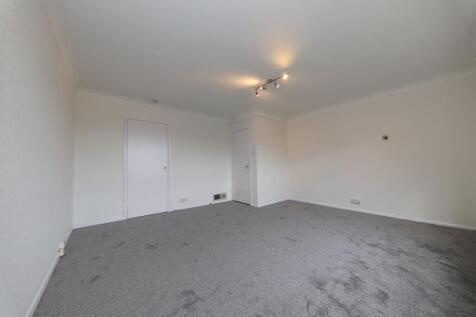 Living Room (2)