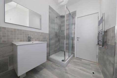 Shower Room (2)