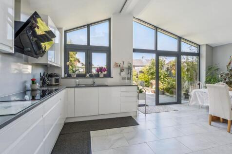 Kitchen (2)